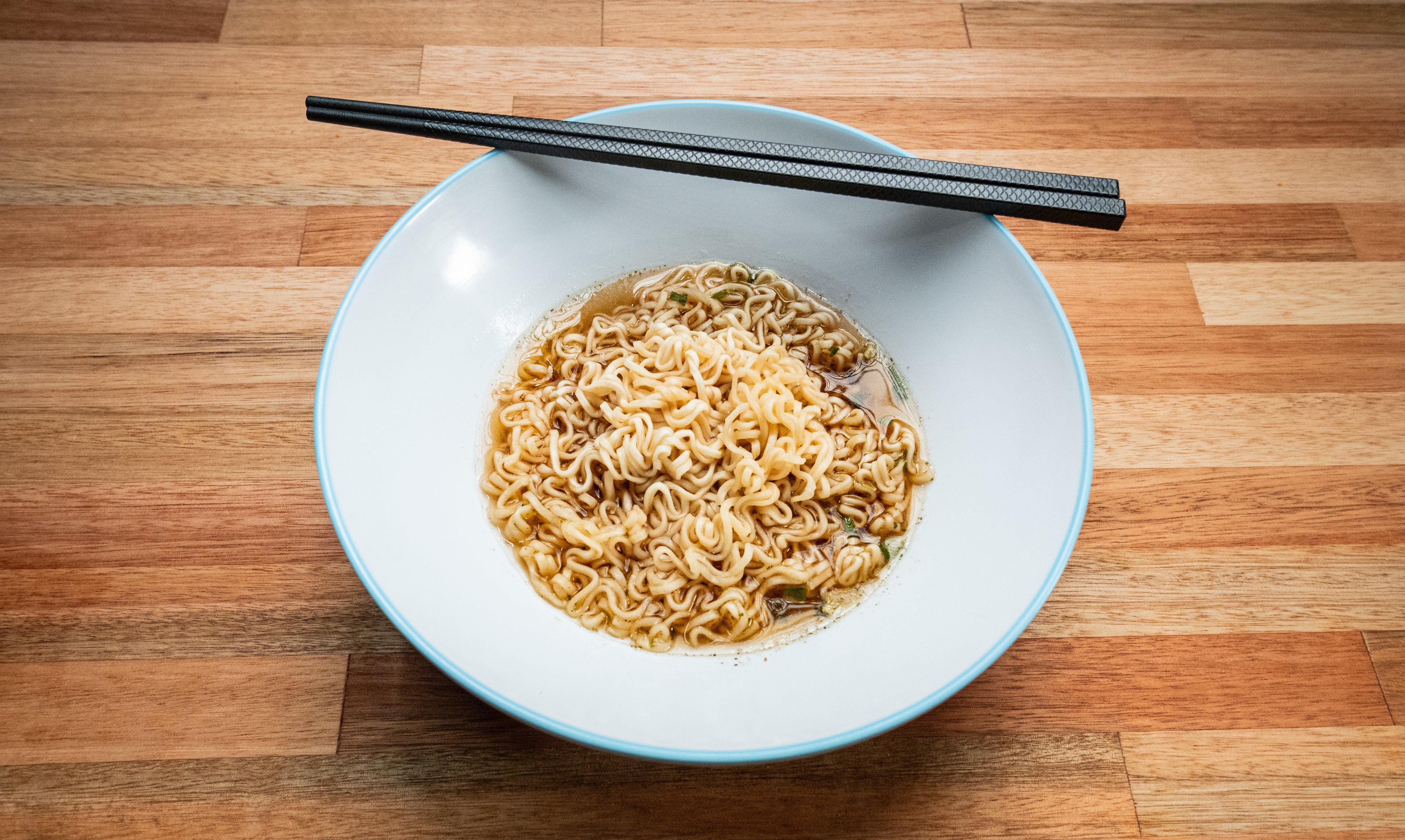 Ve Wong Kung - Fu Beef Flavor Instant Ramen Noodles Soup Project Ramen 15/30 Count